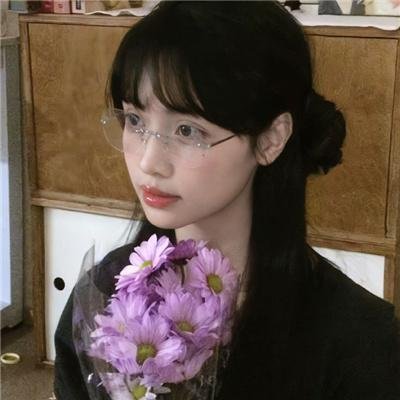 大鼻子小英雄